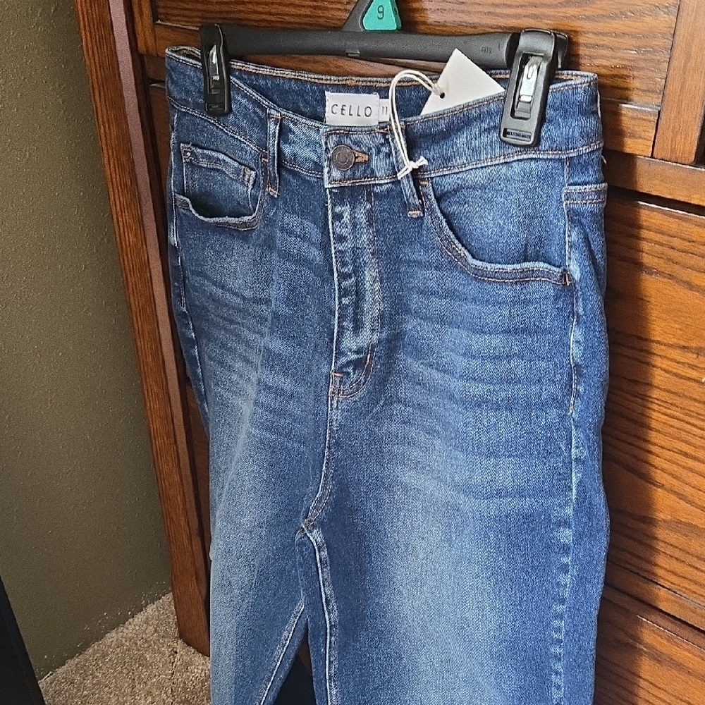 Cello High Rise Blue Jeans with Classic Medium Wash